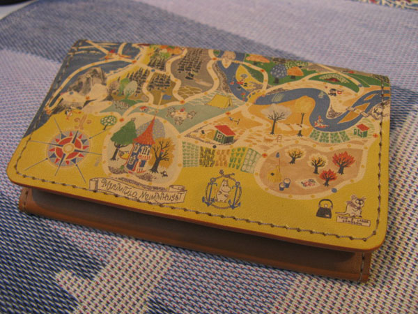 6/21より！地図柄の革製品を販売します。 | ムーミン公式サイト