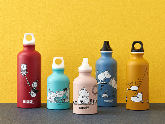 セール 登場から人気沸騰 貴重❗️SIGG シグ 紅の豚 ボトル 水筒 