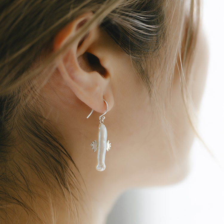 スティックパールピアス（ニョロニョロ）【公式限定】